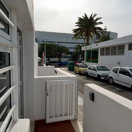 Апартаменты Playa Chica *